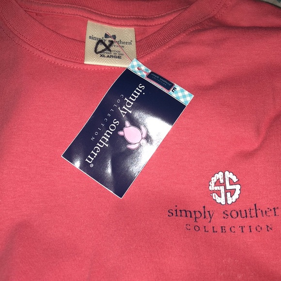 NWT! Simply Southern Sparkle Seahorse Tee - Picture 5 of 6